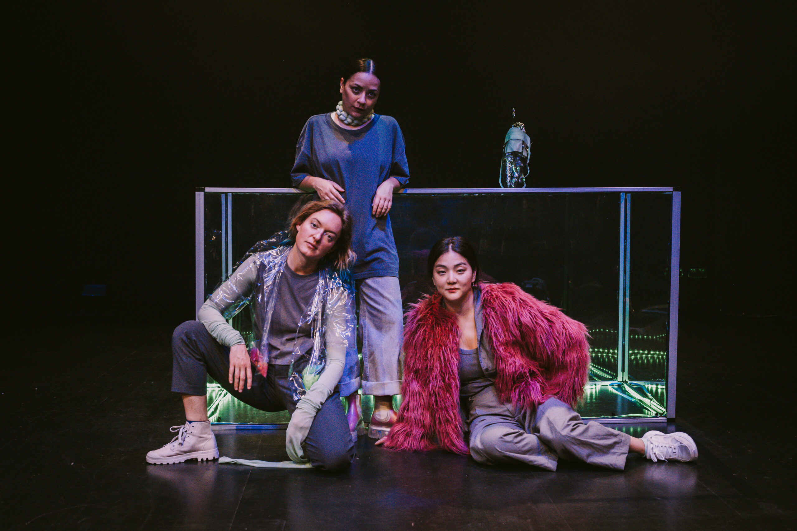 Like A Fish Out Of Salty Water
Eine transformative Performance mit Monstern und Sound • Kollektiv Ahmad Haschemi / Christians mit Olivia Hyunsin Kim, 
CLINCH-Interlude Hannover // photo: China Hopson